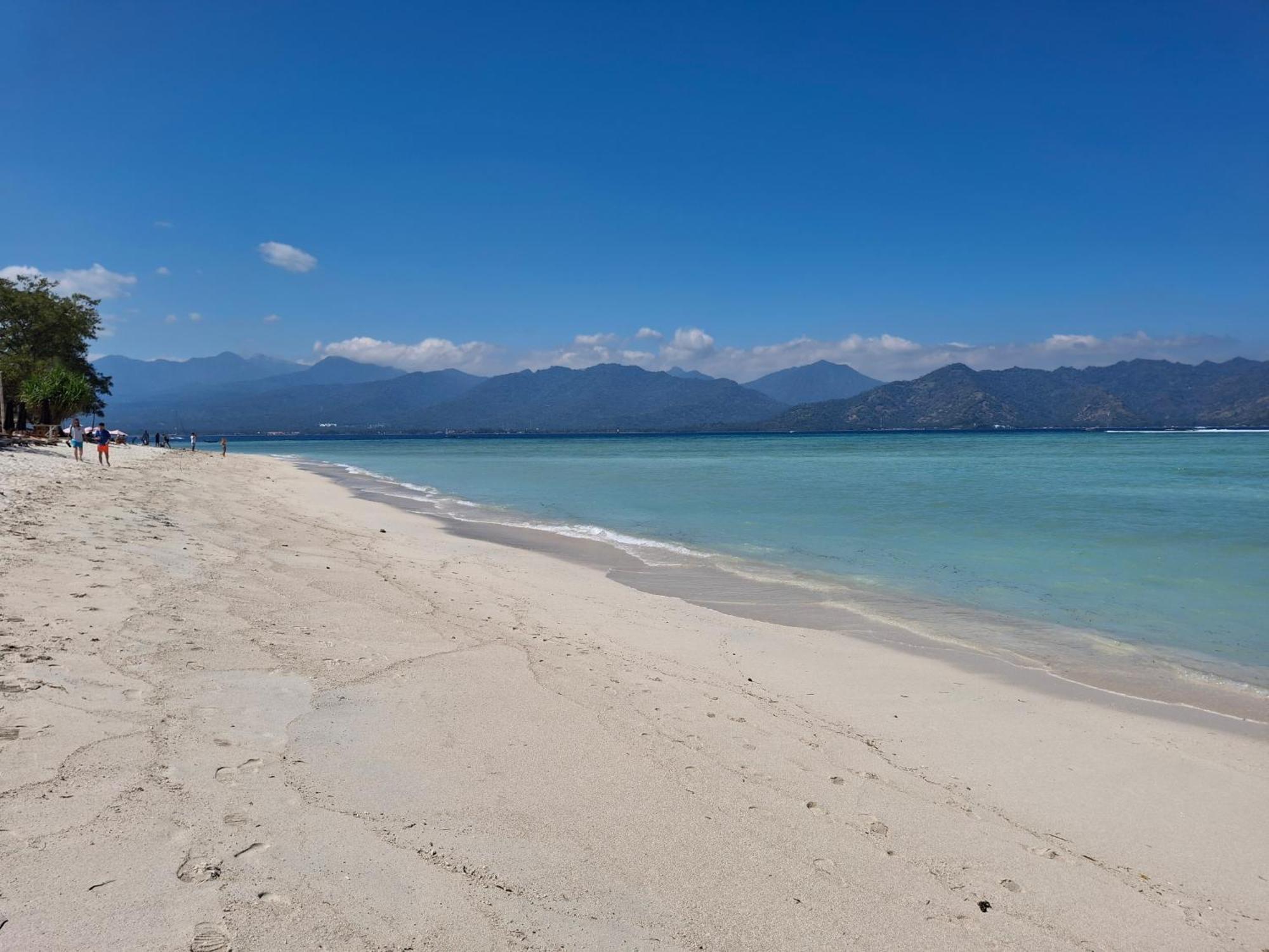 Pesanggerahan Sapari Family Hotel Gili Air Bagian luar foto