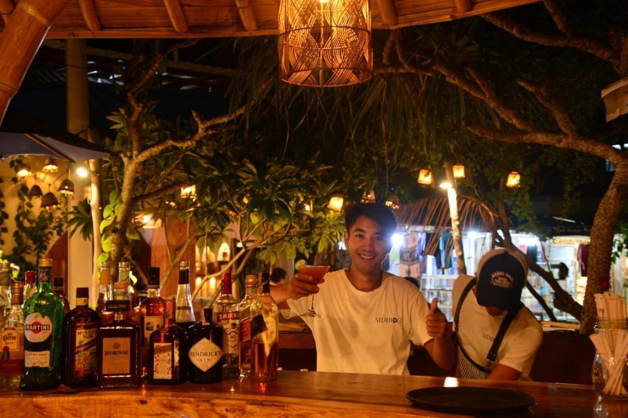 Pesanggerahan Sapari Family Gili Air Bagian luar foto